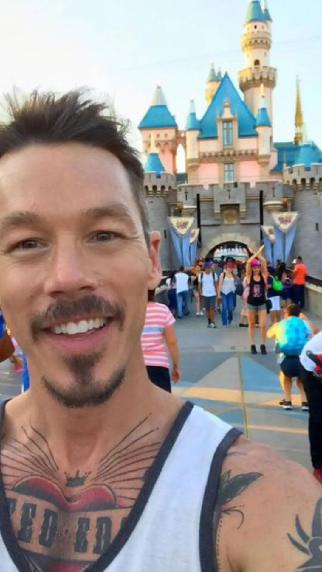 david-bromstad-net-worth-who-is-the-owner-of