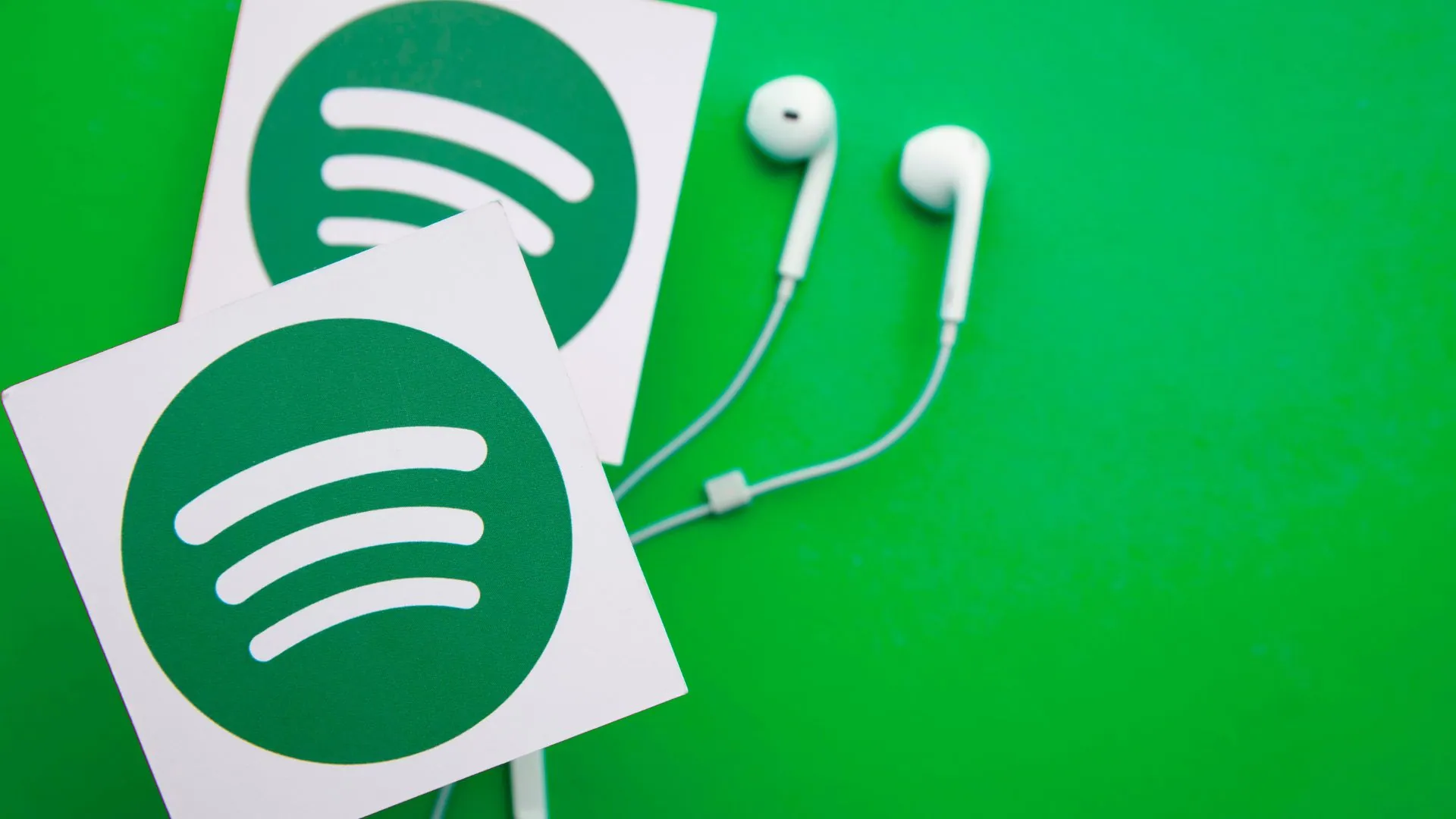 Spotify takes on Amazon audiobook service for US 